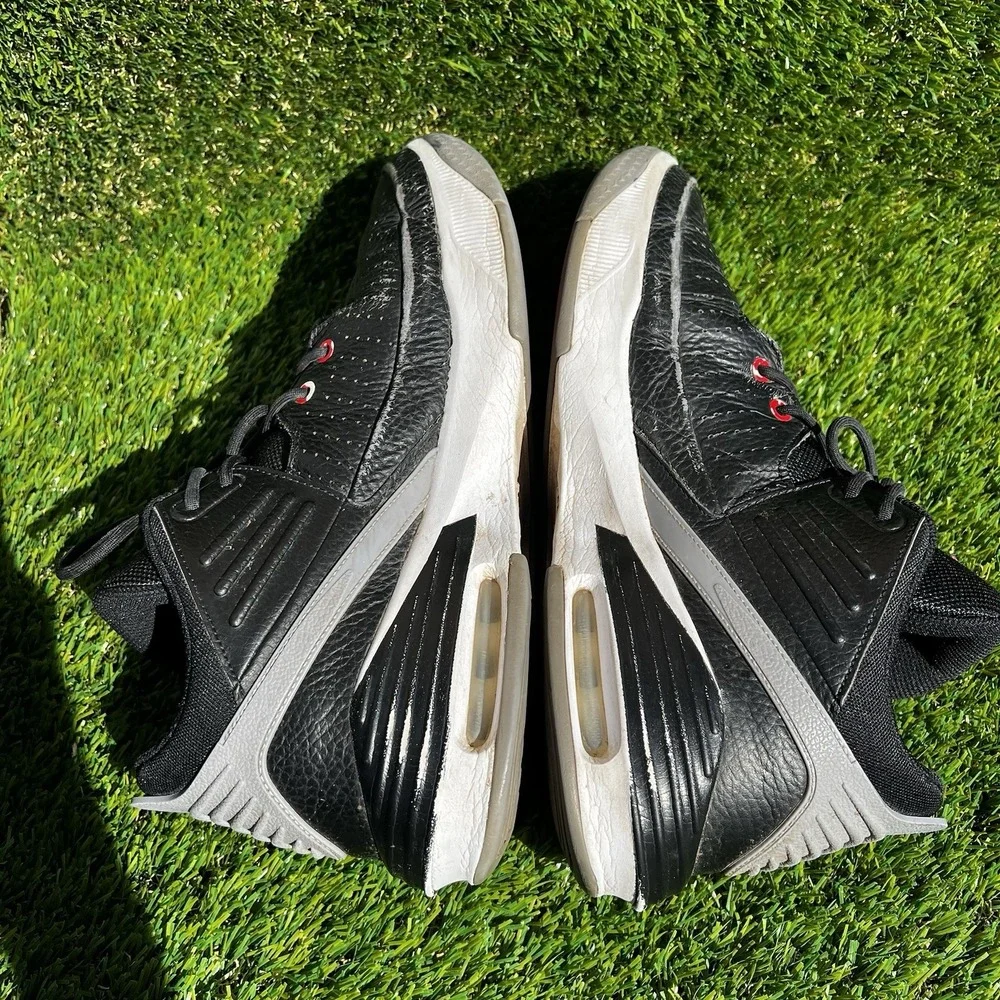 Nike Shoes Men Size 11 Jordan Max Aura 5 Shoes Black Cement Red DZ4353-061